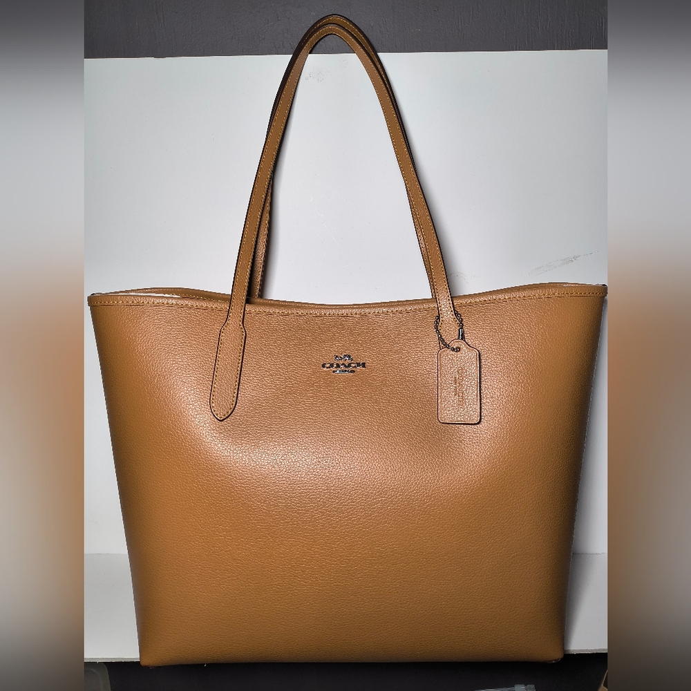 New Coach Tan Leather Tote Bag Wine Red Interior Shoulder Bag